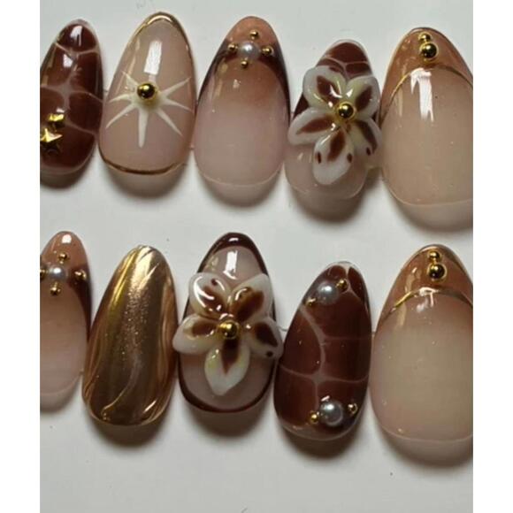 Other - Almond press on nails